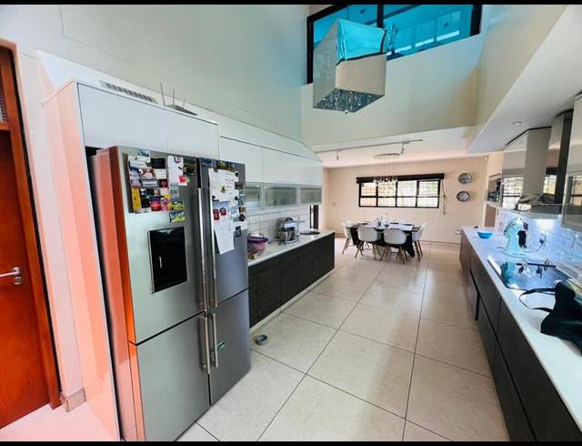 5 BEDROOM HOUSE FOR SALE IN LAUDIUM